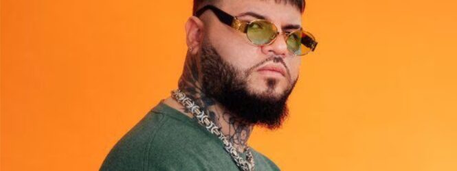 Farruko pide perdón por sus canciones y predica de Dios en pleno concierto